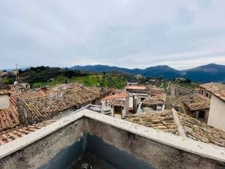 Appartamento in vendita a castelnuovo di farfa via guglielmo marconi