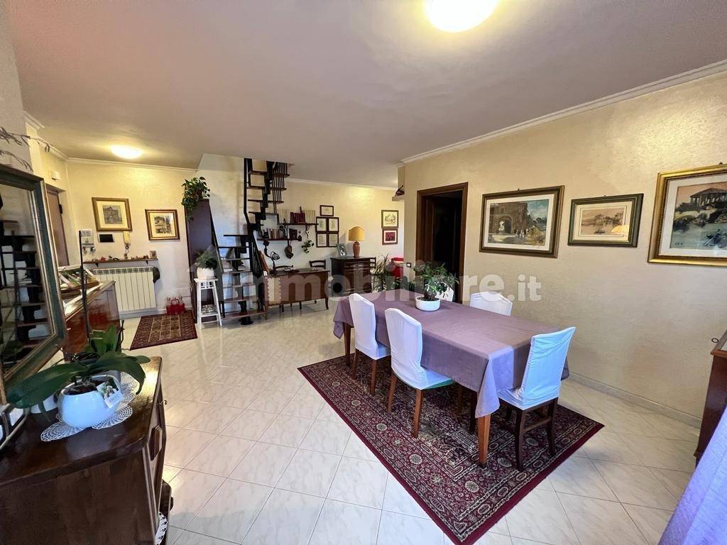 Appartamento in vendita a Rocca Priora via della Pineta