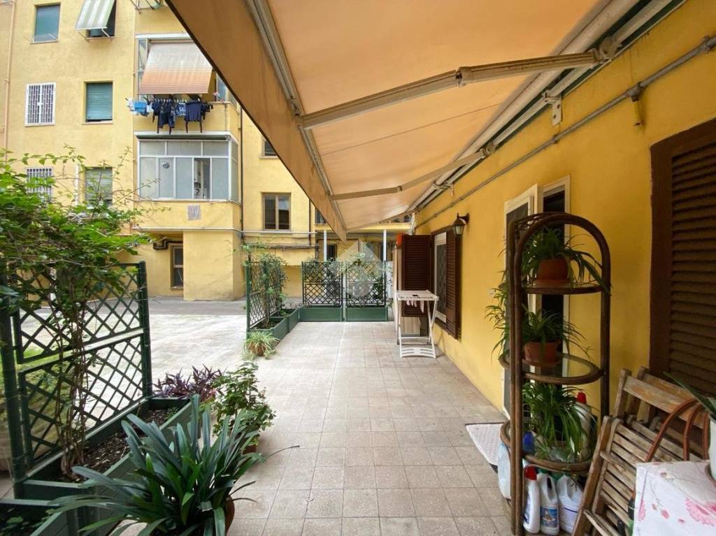Appartamento in vendita a Roma via delle Cave, 70
