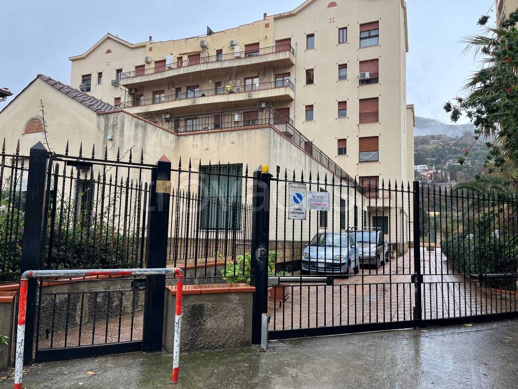 Appartamento in in vendita da privato a Palermo via Sferracavallo, 148D