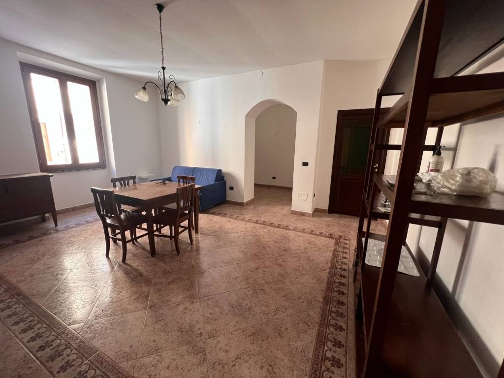 Casa Indipendente in vendita a Sassari via Pola