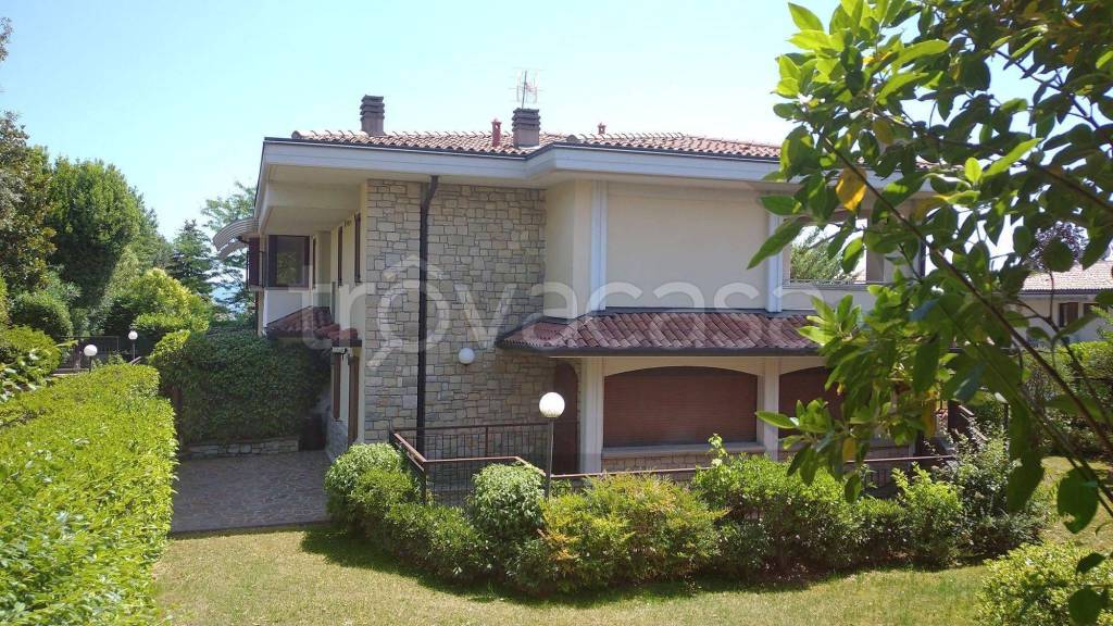 Villa Bifamiliare in in vendita da privato a Padenghe sul Garda via San Cassiano, 20