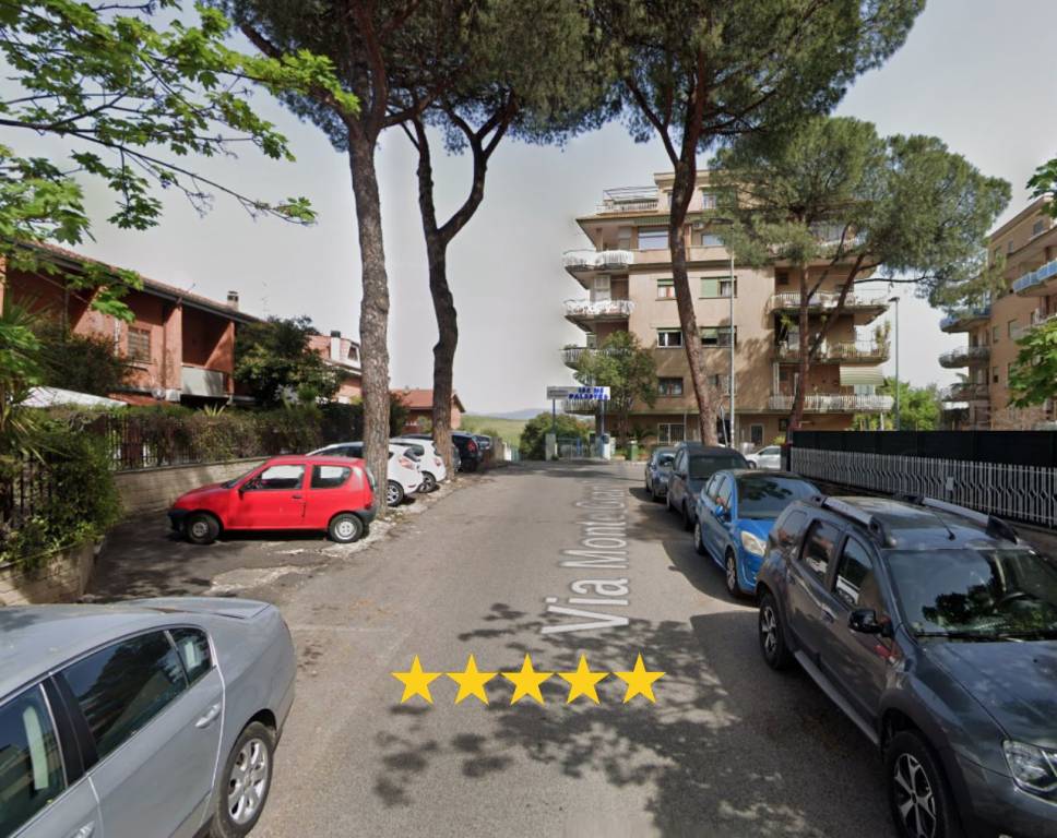 Appartamento all'asta a Guidonia Montecelio via Monte Gran Paradiso