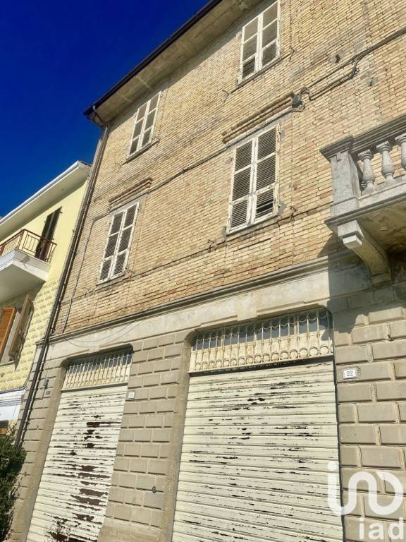 Appartamento in vendita ad Acquaviva Picena via Roma