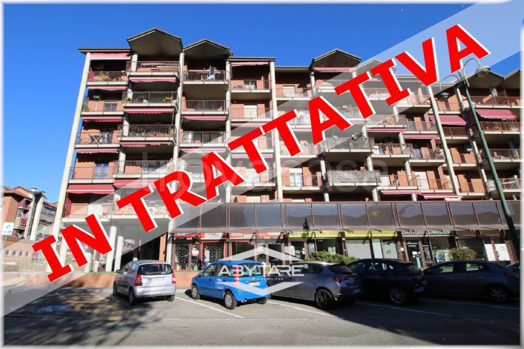Appartamento in vendita a Torino via Giovanni Arpino, 9