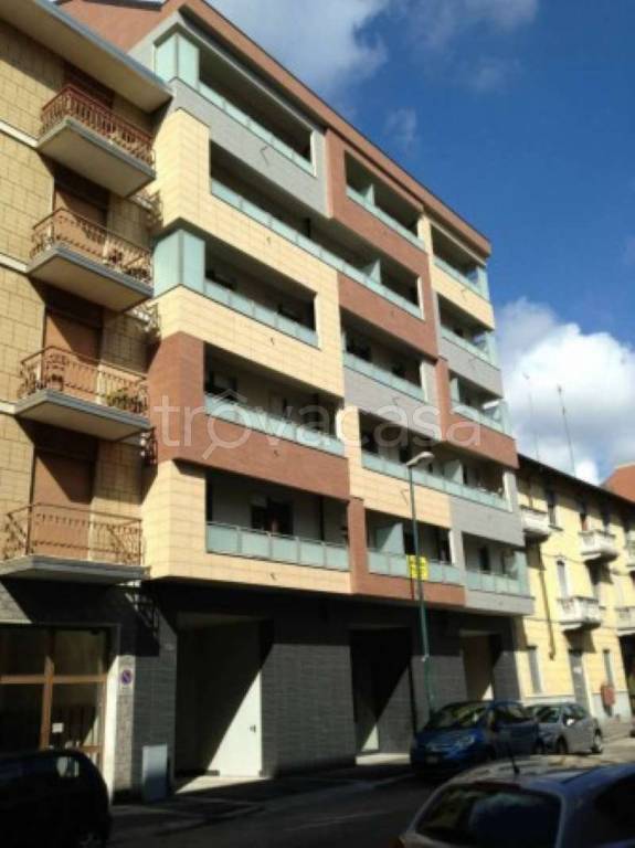 Appartamento in vendita a Torino via Saorgio 81