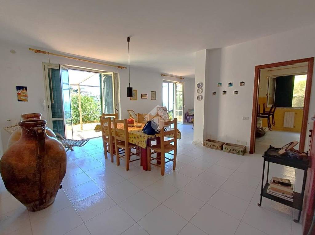 Appartamento in vendita ad Amalfi via Valle di Pogerola, 11