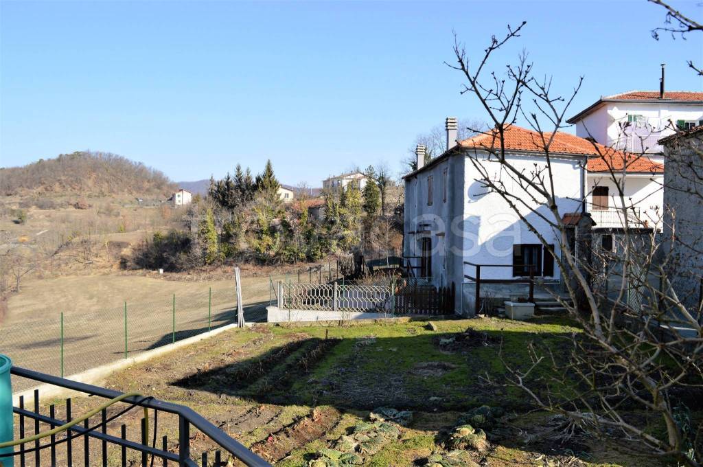Villa in vendita a Piana Crixia san massimo