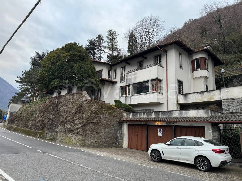 Villa in vendita a Laglio via Regina Nuova, 113
