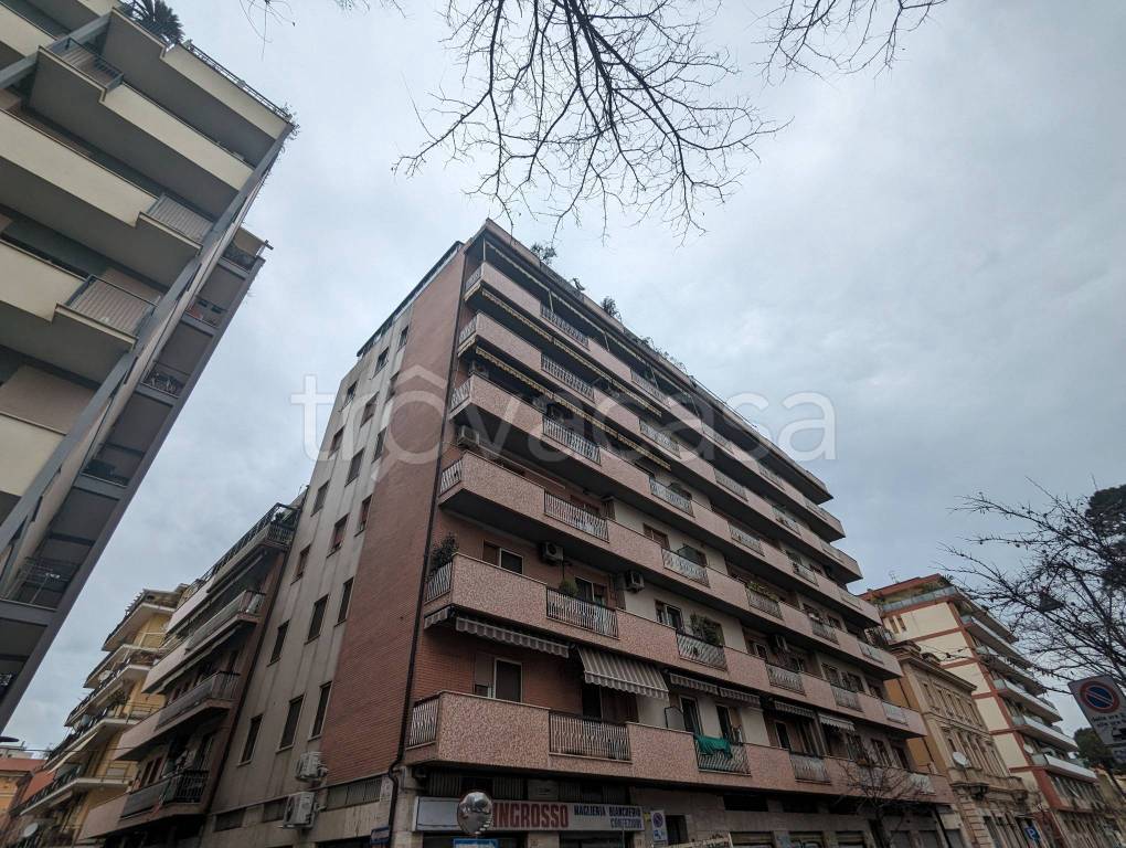 Appartamento in vendita a Pescara viale Vittoria Colonna, 40