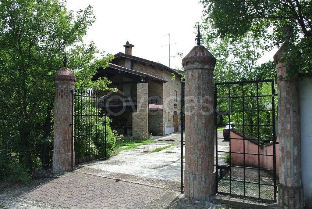 Colonica in vendita a Marano sul Panaro via Giovanni xxiii, 2958