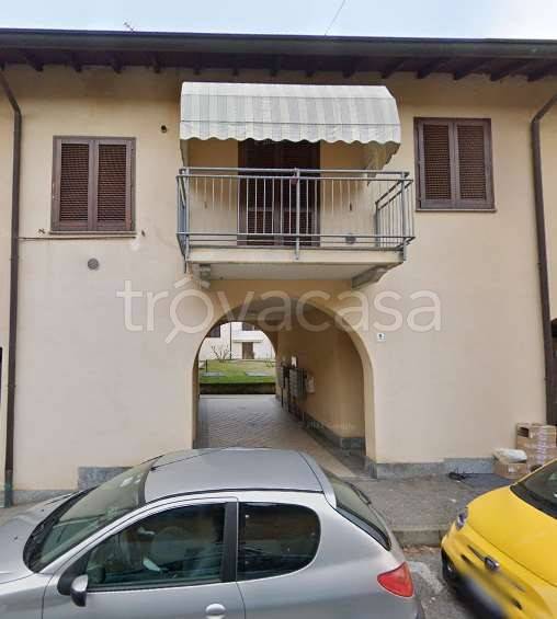Appartamento all'asta a Lonate Pozzolo via Giordano , 6