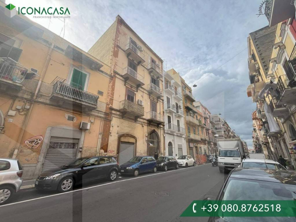 Appartamento in vendita a Bari via Dante Alighieri, 450