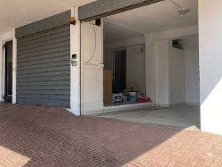 Garage in affitto a chieti viale gran sasso, 88