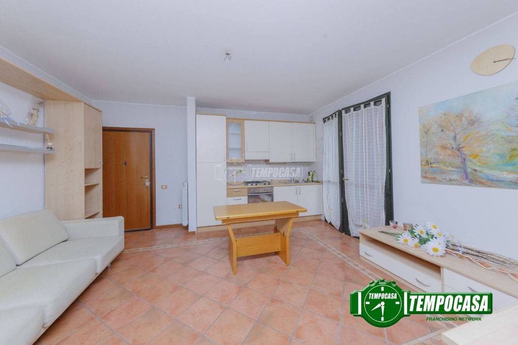Appartamento in vendita a Noviglio via San Pertini