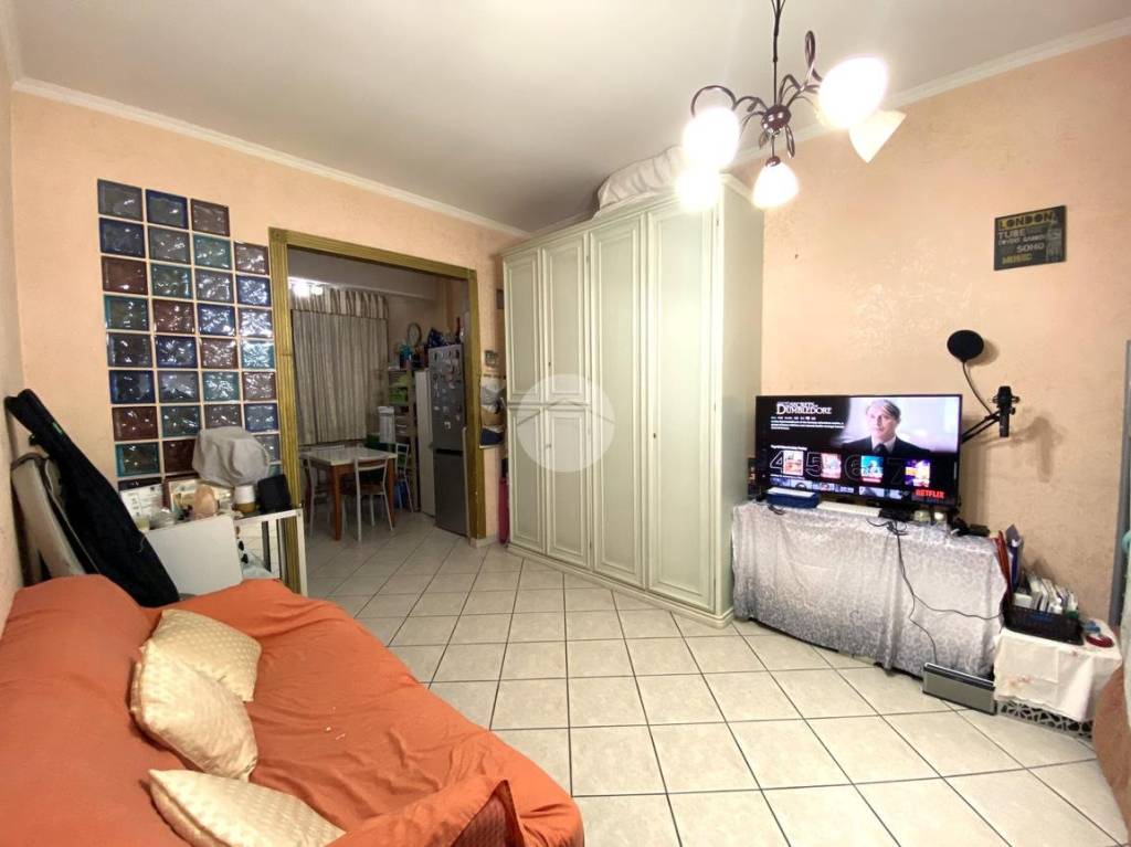 Appartamento in vendita a Roma via Cerreto Guidi, 15