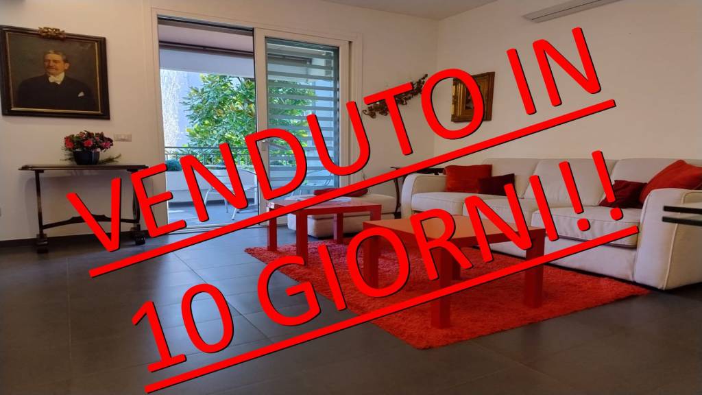 Appartamento in vendita a Roma via Piero Carnabuci