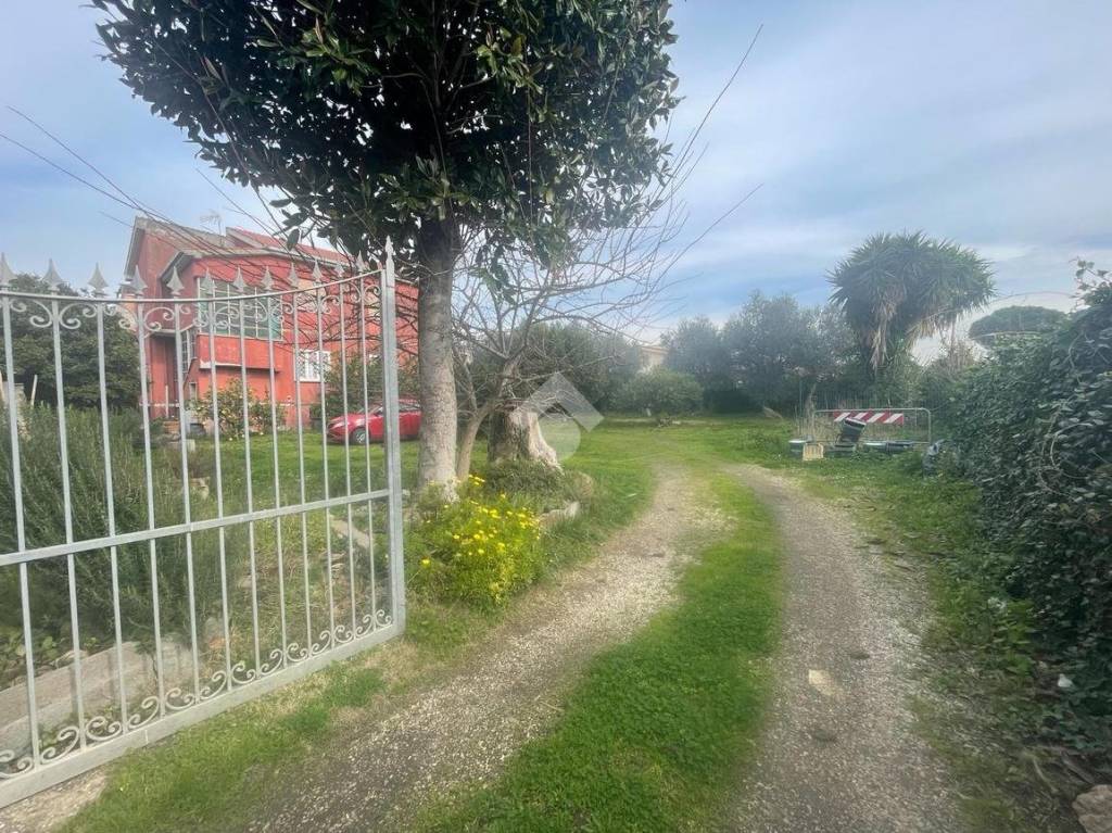 Villa in vendita a Marino via Enrico de Nicola, 14