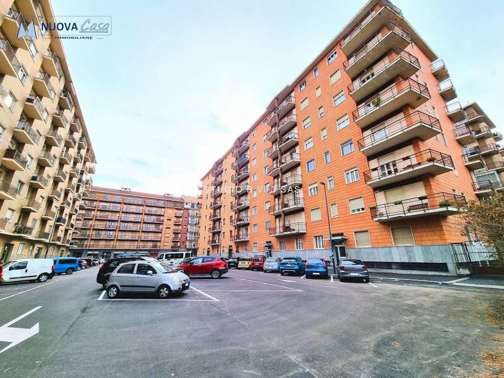 Appartamento in vendita a Torino via Michele Coppino, 140