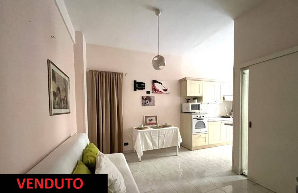 Appartamento in vendita a Roma via Gabriello Chiabrera, 50