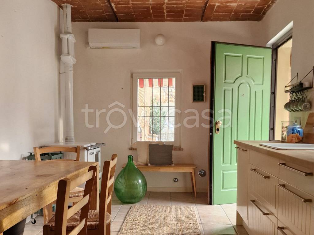 Casale in in vendita da privato ad Altavilla Monferrato via Principe Amedeo, 11