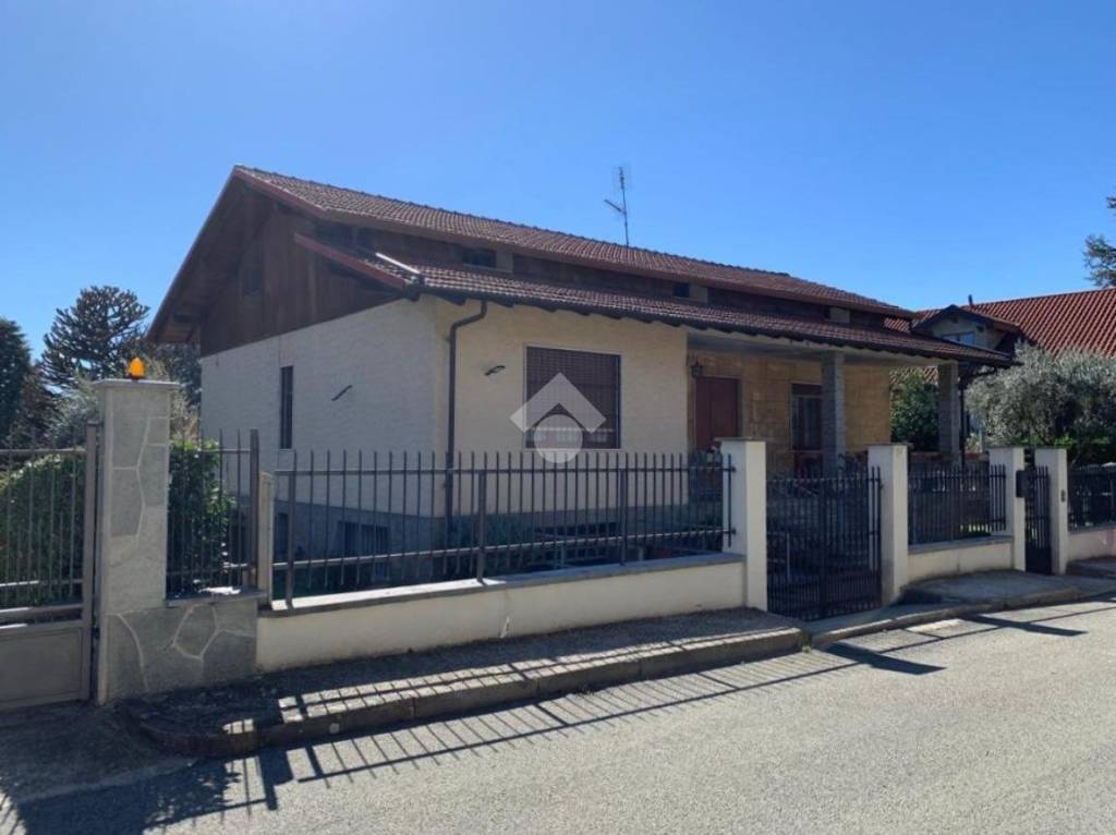 Villa in vendita a Rivalta di Torino via moncenisio, 13