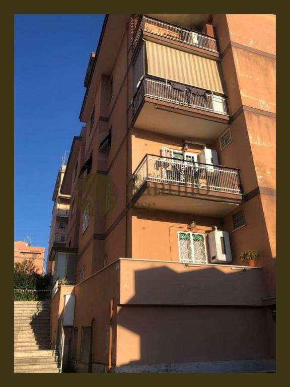 Appartamento in vendita a Roma via dei Monti di Primavalle, 67