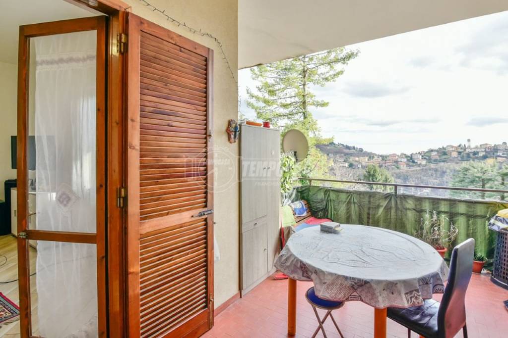 Appartamento in vendita a Caslino d'Erba via Monte Nero