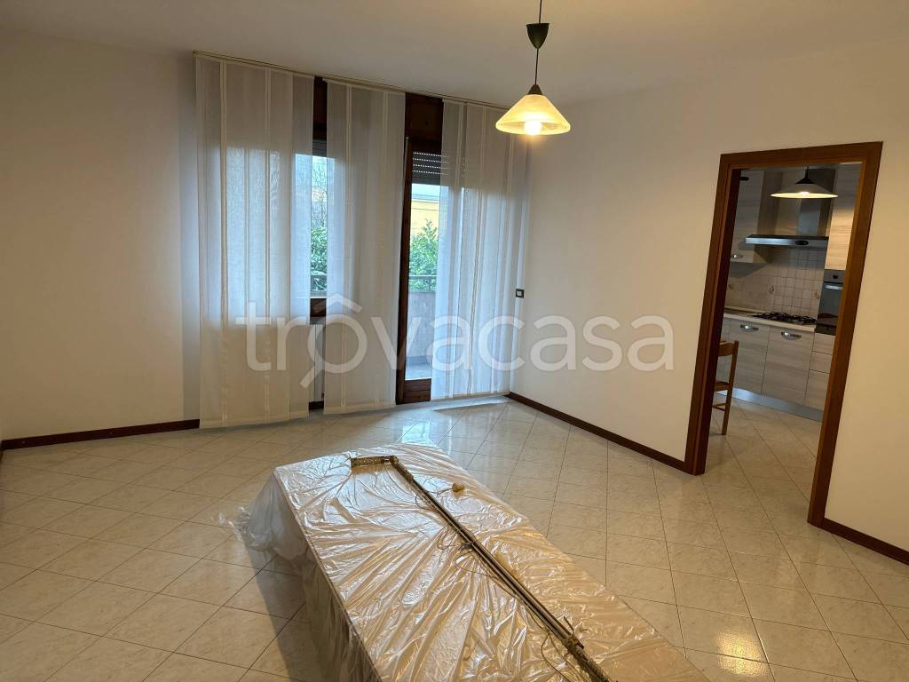 Appartamento in vendita a Parma strada Traversetolo, 280