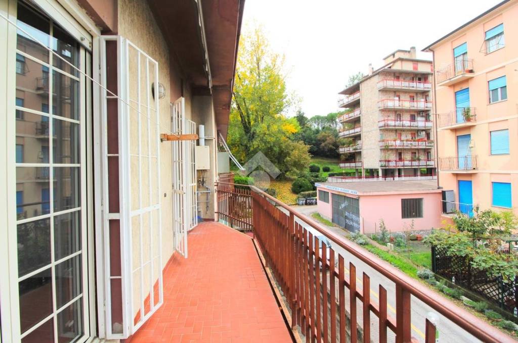 Appartamento in vendita a Terni via Giacinto Menotti Serrati, 1