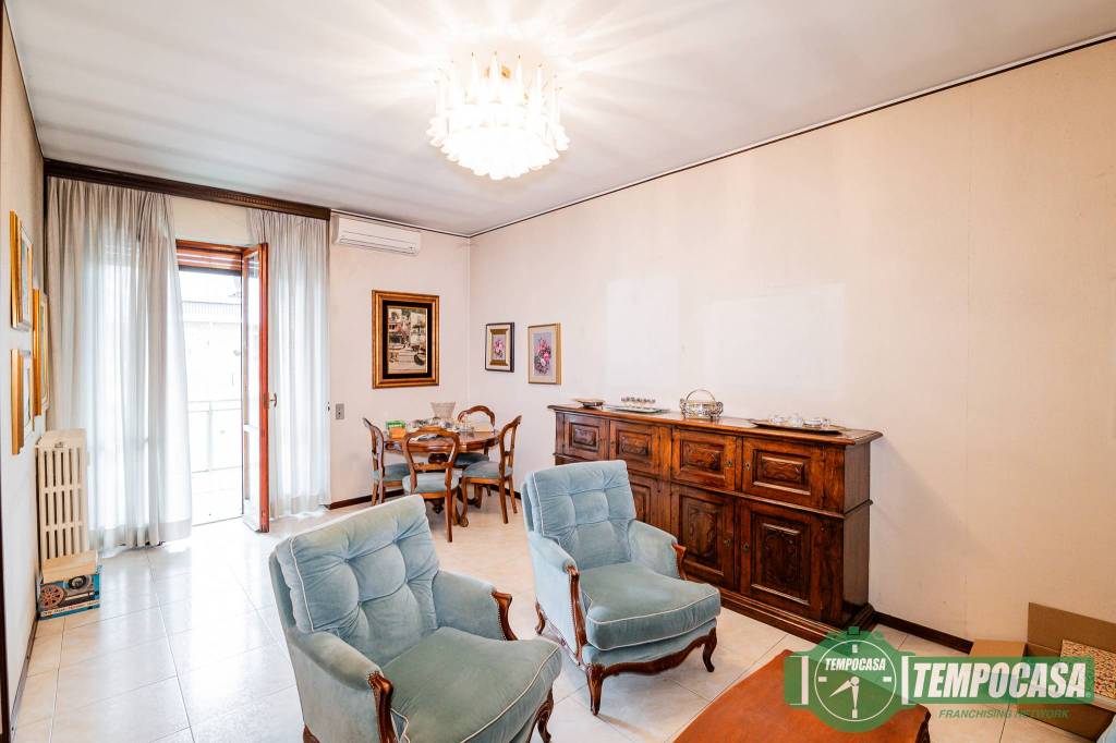 Appartamento in vendita a San Giuliano Milanese via Emilia