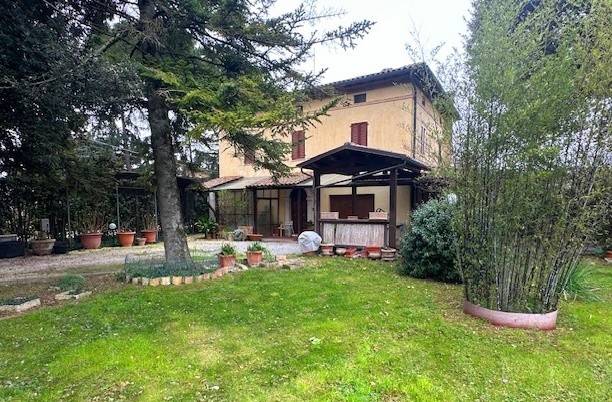 Villa in vendita a Perugia via della Mola, 37