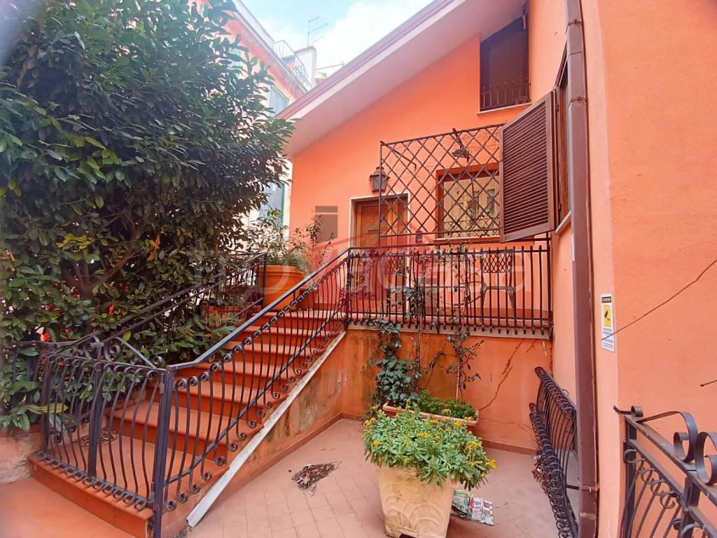 Villa in vendita a Benevento via San Pasquale