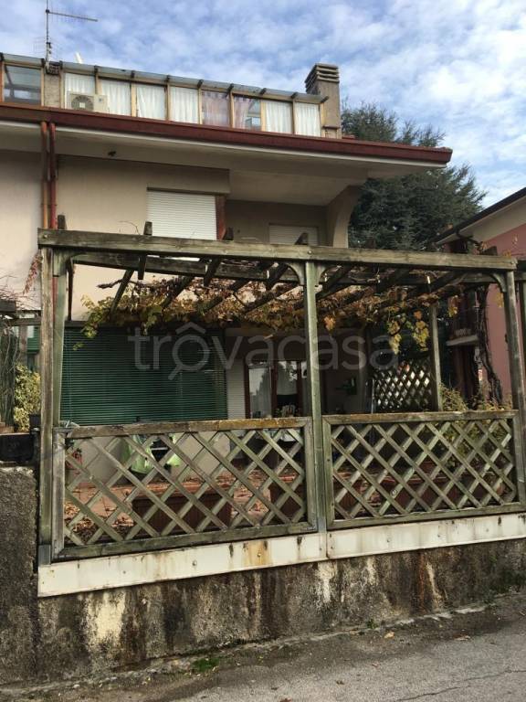 Villa a Schiera in vendita a Tavagnacco