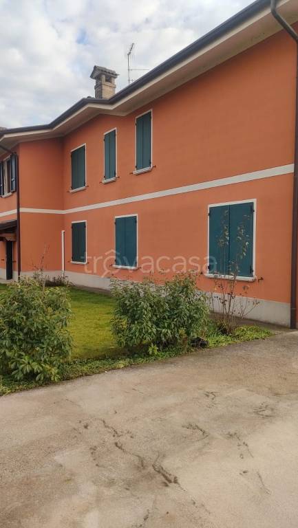Villa Bifamiliare in vendita a Visano via Isorella