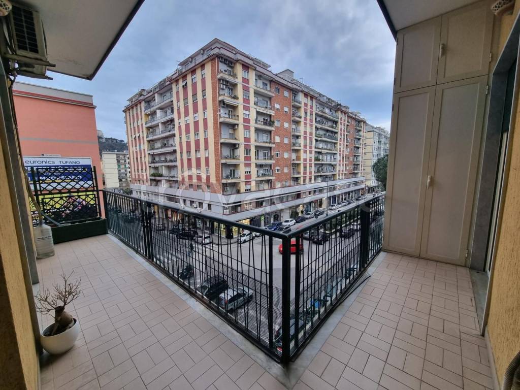 Appartamento in vendita a Napoli via Lepanto