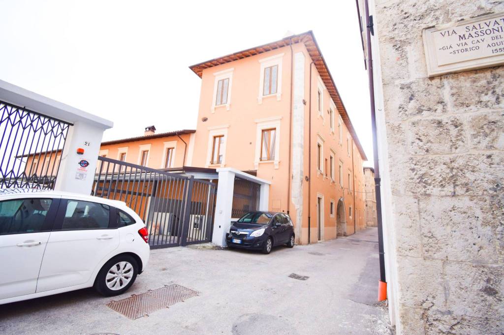 Appartamento in vendita a L'Aquila via Arco Ricci, 2