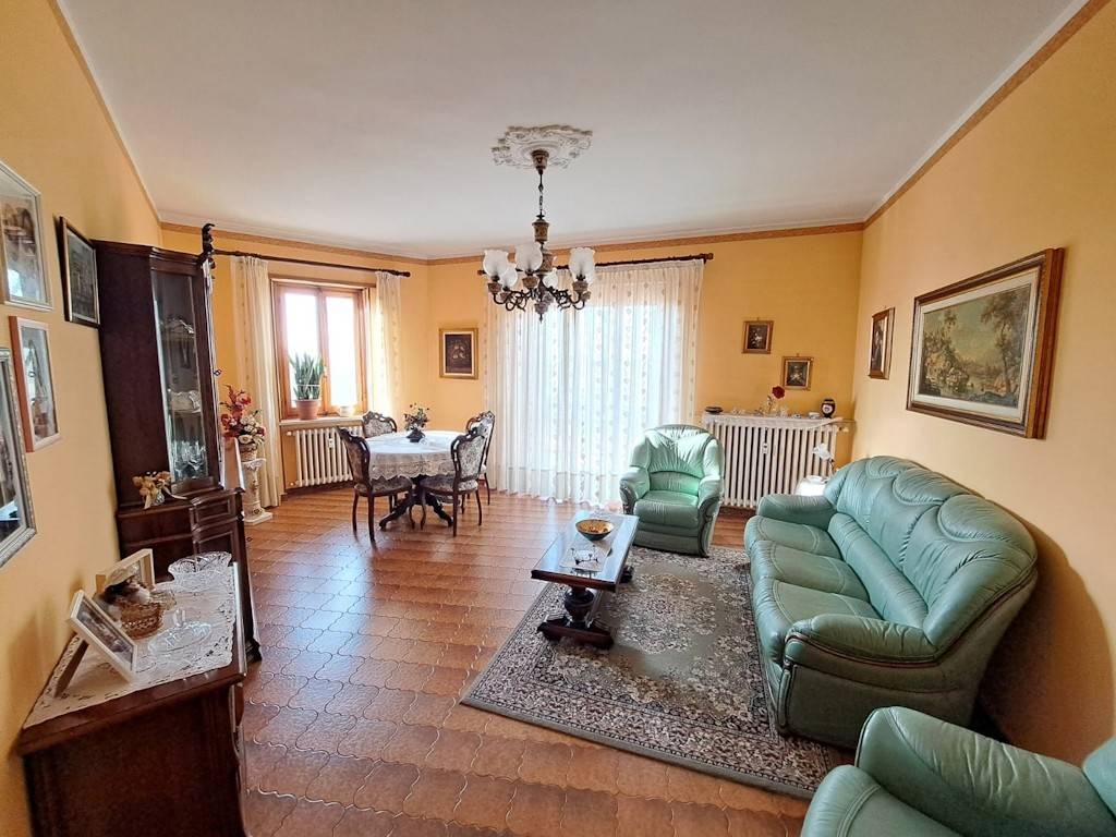 Appartamento in vendita a Carmagnola via San Francesco di Sales, 185