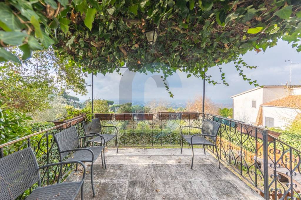 Villa in vendita a Marino via Guglielmo Marconi, 15