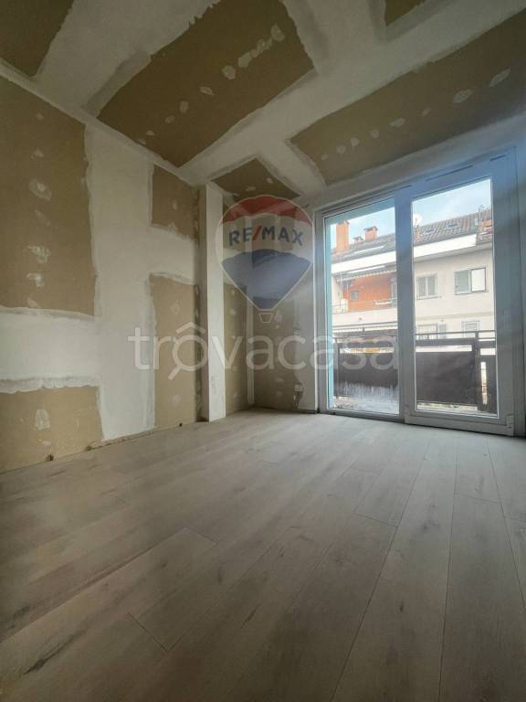 Appartamento in vendita ad Agrate Brianza via Mazzini, 83