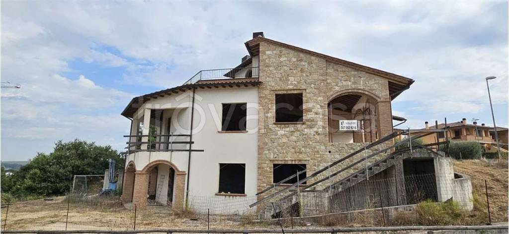 Casa Indipendente in vendita a Todi voc. San rocco basso, 0