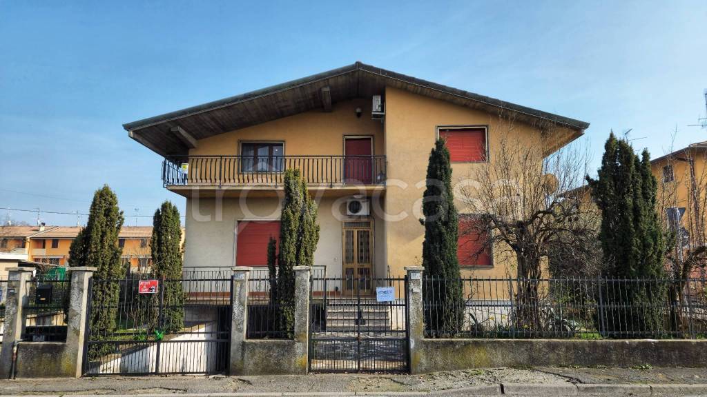 Villa Bifamiliare in in vendita da privato a Bagnolo Mella via Porzano, 15