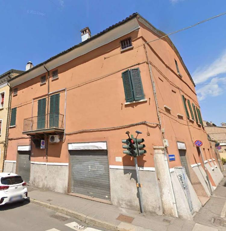 Appartamento in vendita a Ferrara corso Porta Po