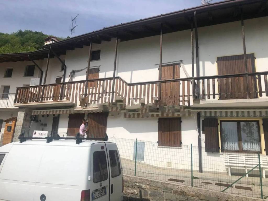 Villa in vendita a Torreano frazione Masarolis