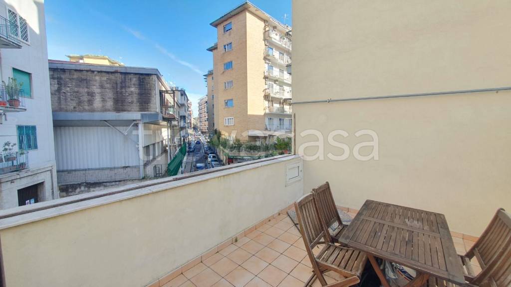 Appartamento in vendita a Napoli via Adriano Tilgher