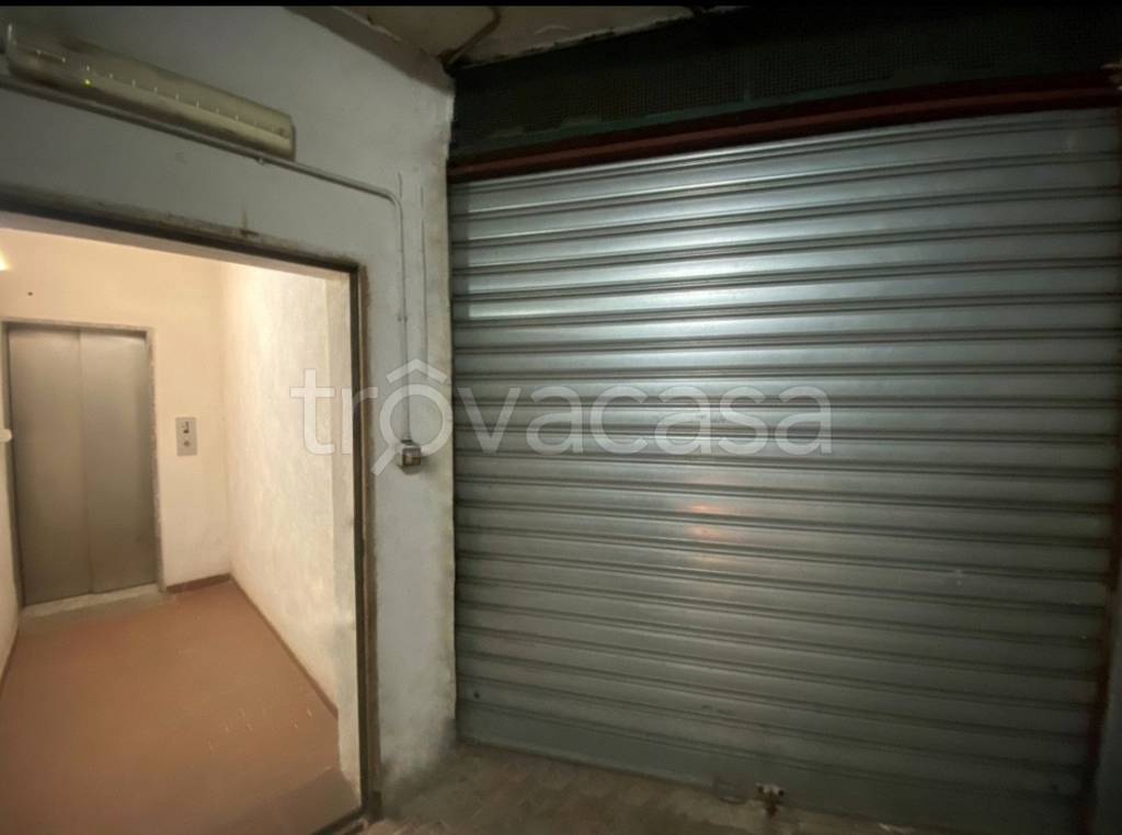 Garage in vendita ad Avellino via Fratelli del Gaudio, 9