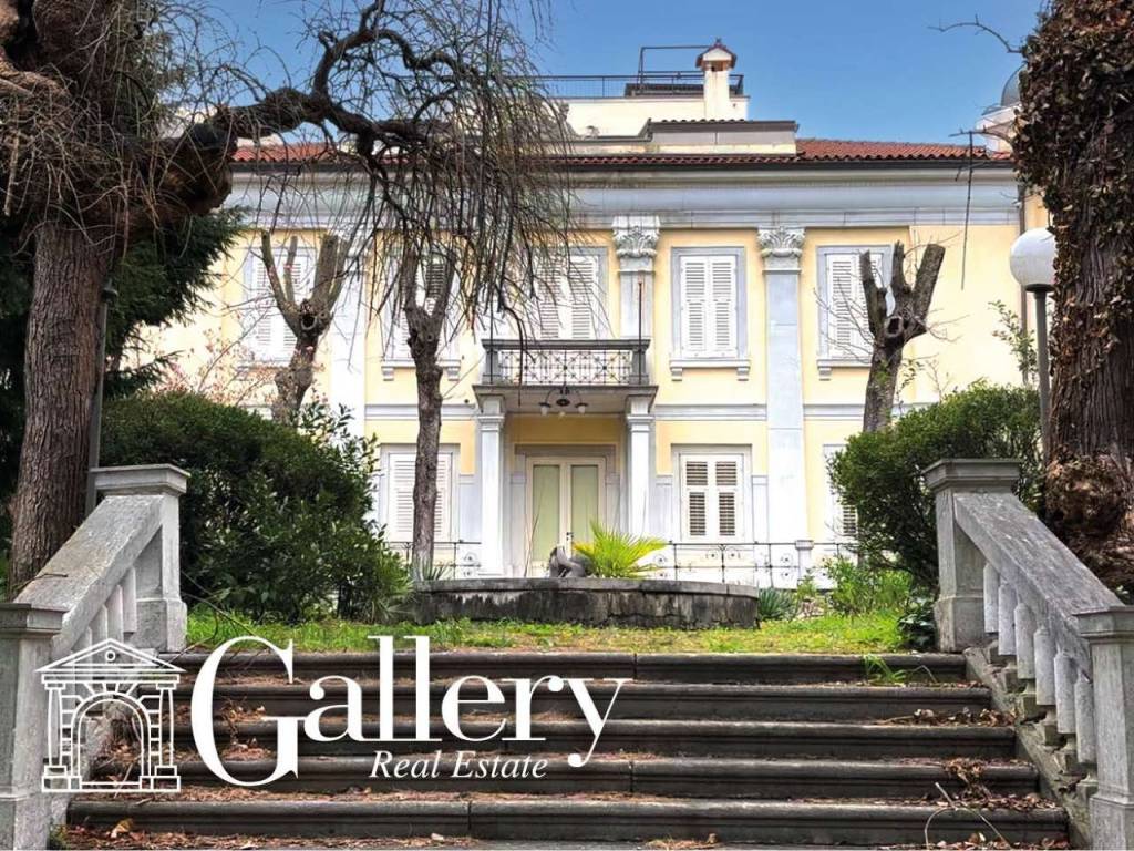 Villa in vendita a Trieste via Romagna