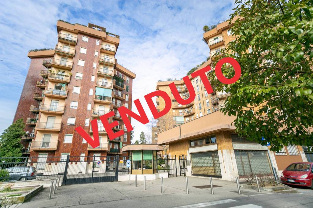 Appartamento in vendita a Milano viale Giovanni Suzzani, 285