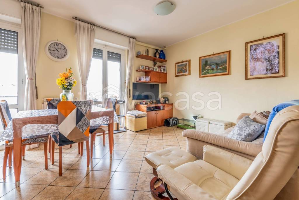 Appartamento in vendita a Cusago via Grassi Soncino, 10