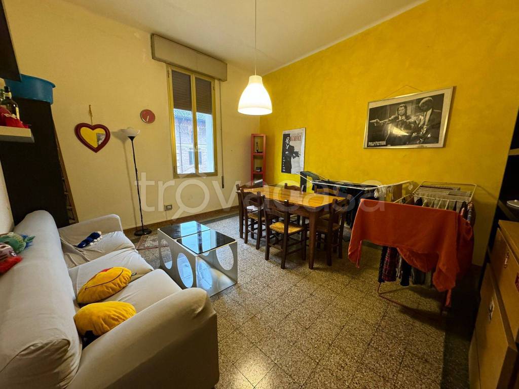 Appartamento in vendita a Bologna via Francesco Zanardi, 2